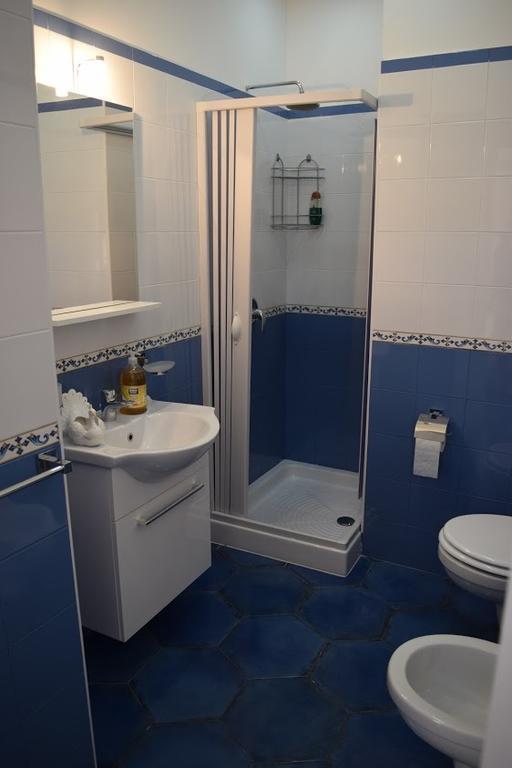Apartamento La Casa Di Cirro Procida Exterior foto