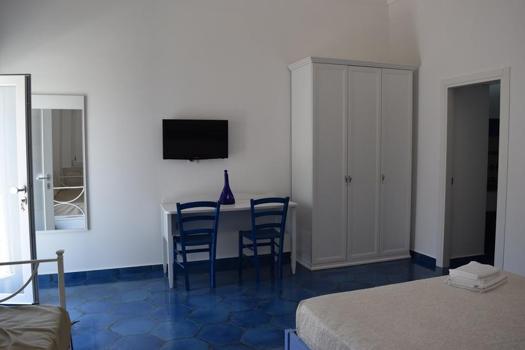 Apartamento La Casa Di Cirro Procida Exterior foto
